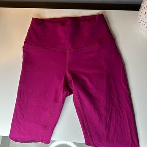 Lululemon 28’ leggings never worn